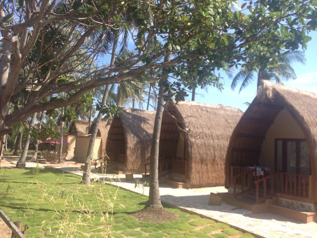 Hotel Karimun Lumbung Karimunjawa-Inseln Exterior foto
